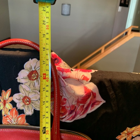 Dooney & Bourke Satchel B5149 - Picture 9 of 16